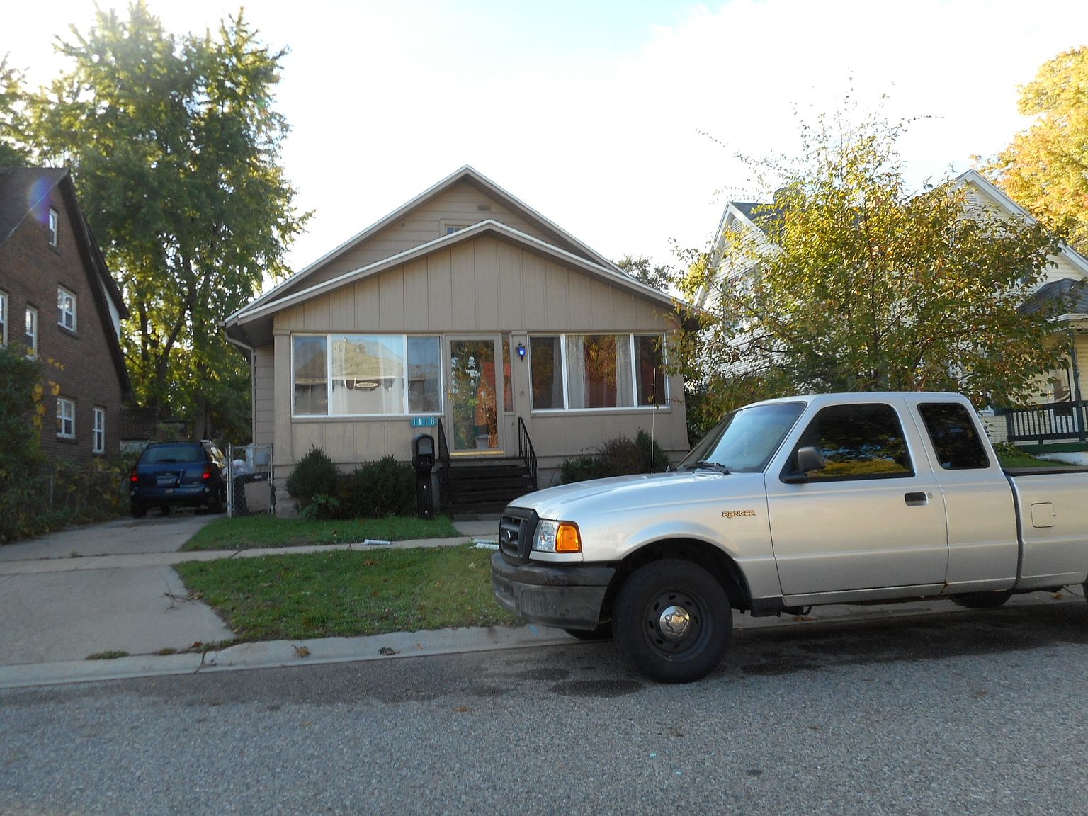 1118 Minnie St, Port Huron, MI 48060 Zillow