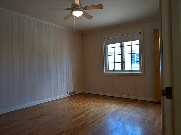 1829 E Bryan Ave — Photo 9