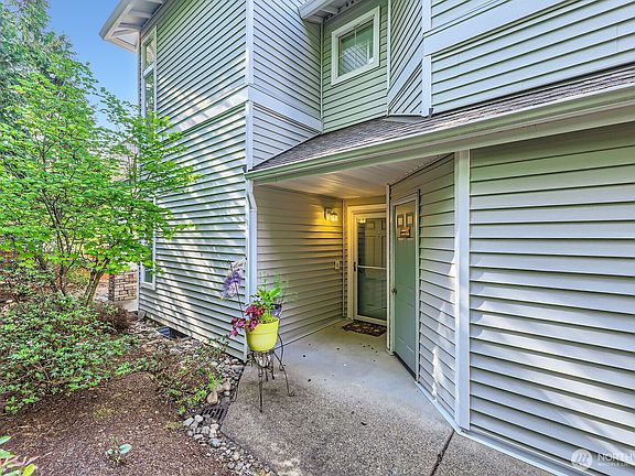 3rd image of 14007 69th Drive SE #Y1