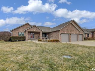 3517 Fernwood Dr, Springfield, IL 62711