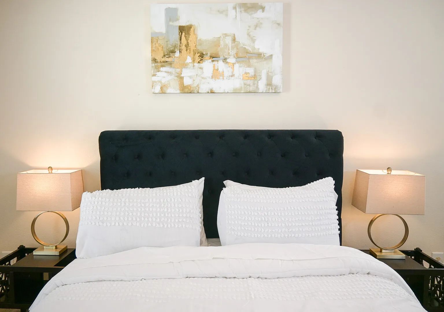 Exquisite 3 Bedroom house — Photo 1