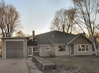 W207 Madison Ave, Oconomowoc, WI 53066