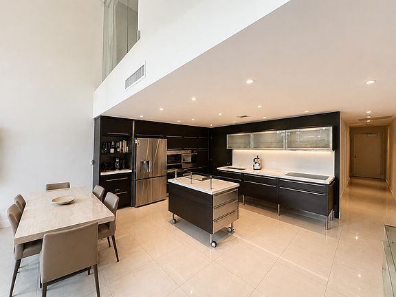 4th image of 6000 Collins Ave APT 118