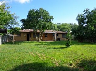 215 20th Ave N, Texas City, TX 77590