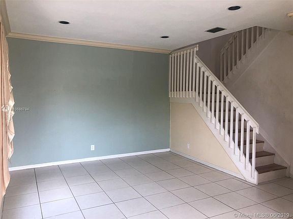4th image of 1621 SW 102nd Ave