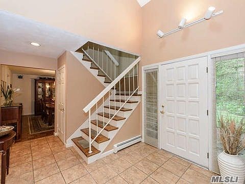 3rd image of 12 Seaforth Ln