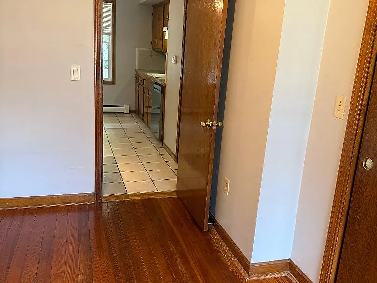 22 Oak Hill Ave #1 — Photo 7