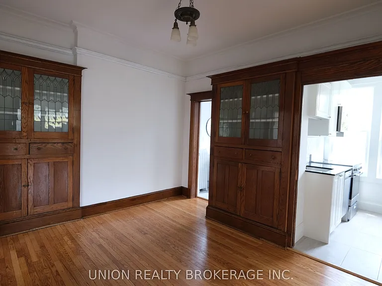 46 Benlamond Ave #MAIN — Photo 7