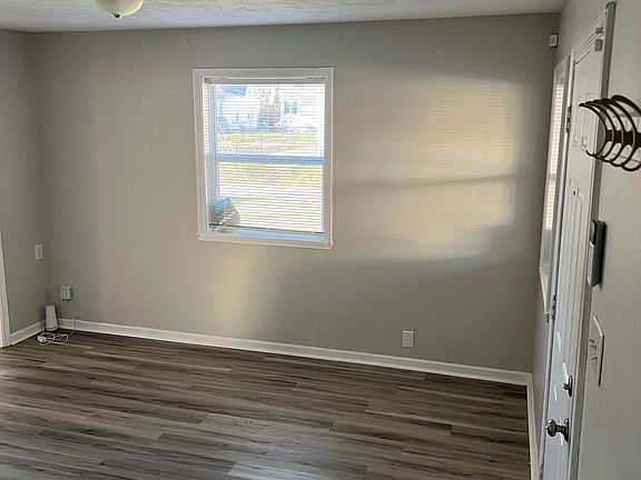 3rd image of 3745 E Market St #39