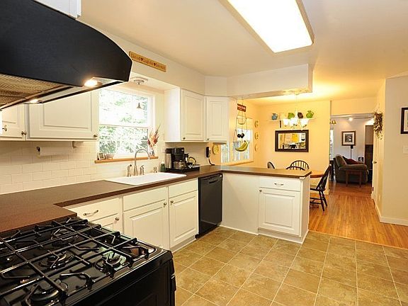 5th image of 1452 Pond Reef Rd