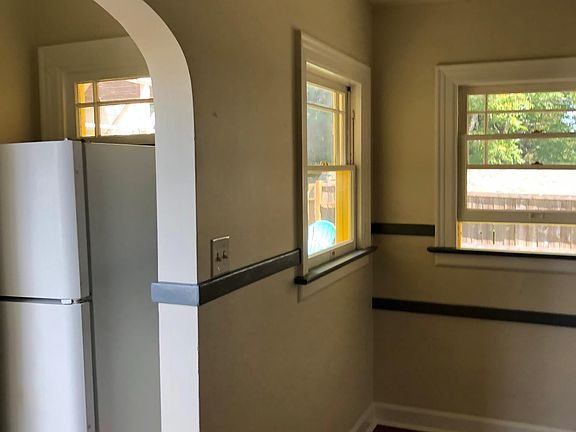 5th image of 3612 Madrona St APT 1