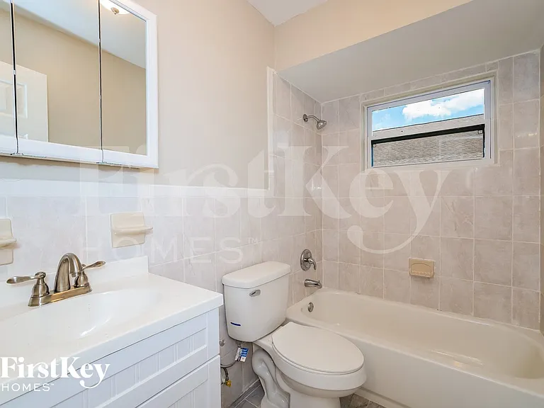 724 Dromedary Dr — Photo 11