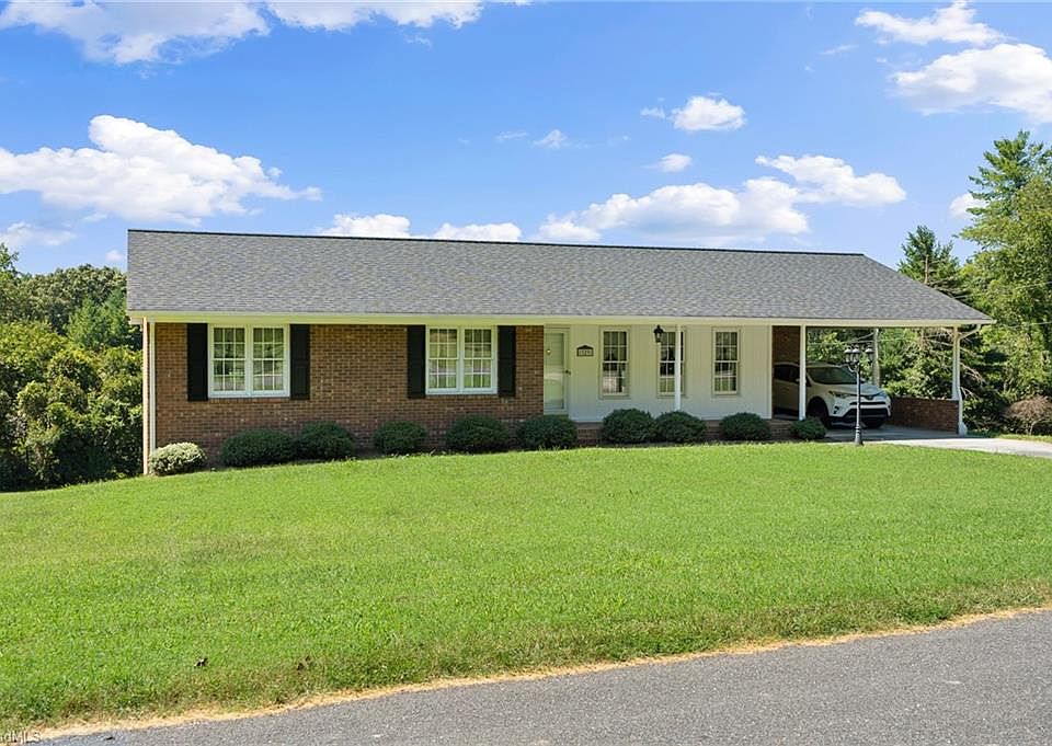 1st image of 329 Henderson Dr