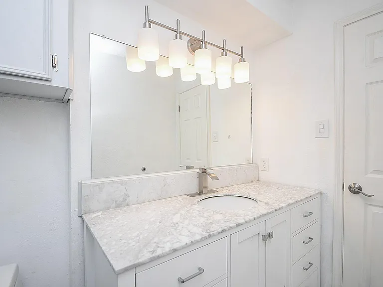 11915 N Hanworth Dr — Photo 18