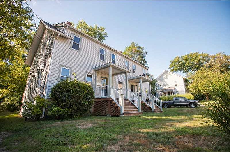 1st image of 33 Amos St