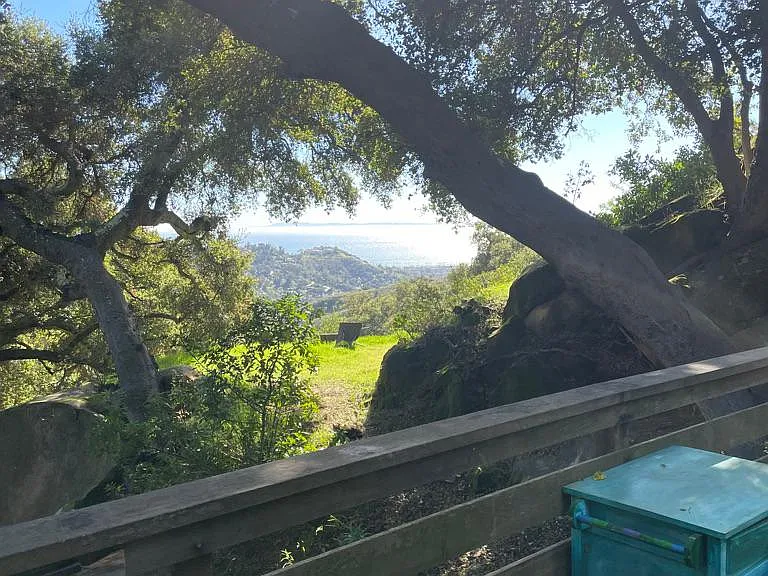 W Mountain Dr — Photo 18