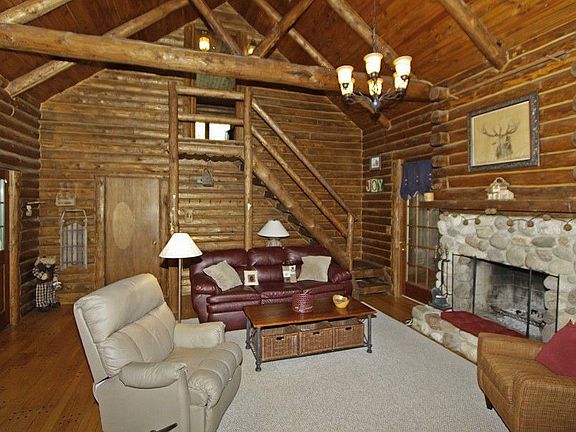 4th image of 5 Cayuga Ct