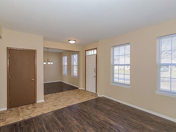 4th image of 2370 Fairchild Ln