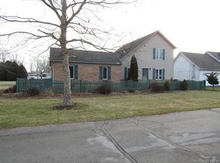 4544 Landon Dr, Newport, MI 48166