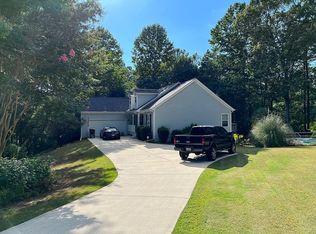 190 Rudders Xing, Newnan, GA 30263