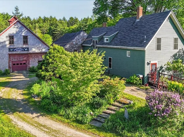 18 Cobb Road, Belfast, ME 04915