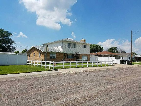 2nd image of 306 Glen Rose Ave