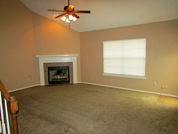 Spacious LR (email for all room sizes)