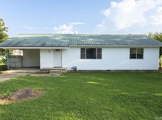 206 E Spring St, Ola, AR 72853