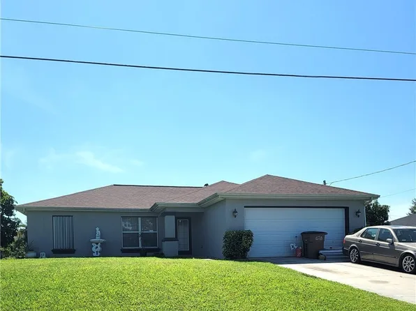 313 SW 14th Pl, Cape Coral, FL 33991