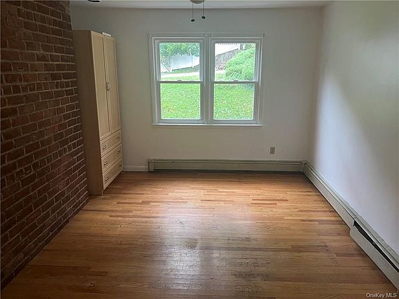 4th image of 260 5th St Floor 1