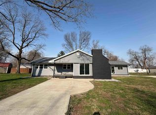 453 Lake Dr, Henderson, KY 42420