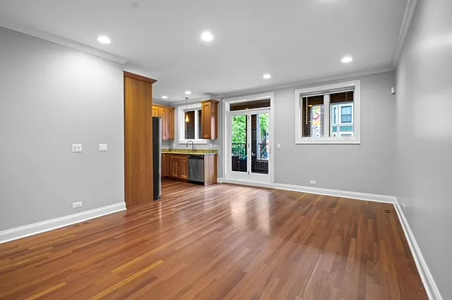3444 N Halsted St #3 — Photo 3