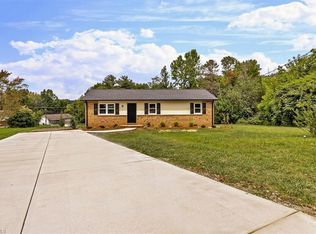 4132 Skyview Ct, Trinity, NC 27370