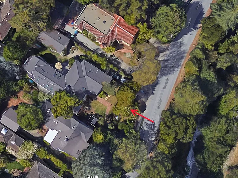 870 Creek Dr — Photo 6
