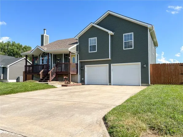 404 E Colony Ave, Garden City, MO 64747