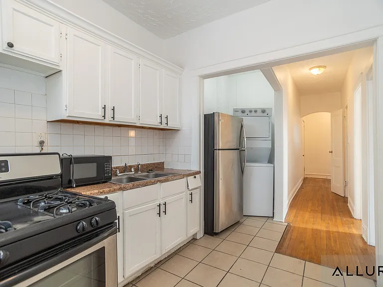 7250 S Yale Ave #3N — Photo 4
