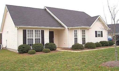 2nd image of 2409 Glen Laurel Dr