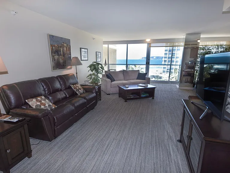 1750 Avenida Del Mundo #506 — Photo 4