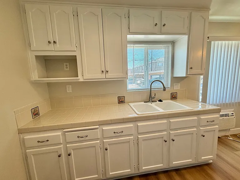 4114 Pixie Ave #1/4 — Photo 3