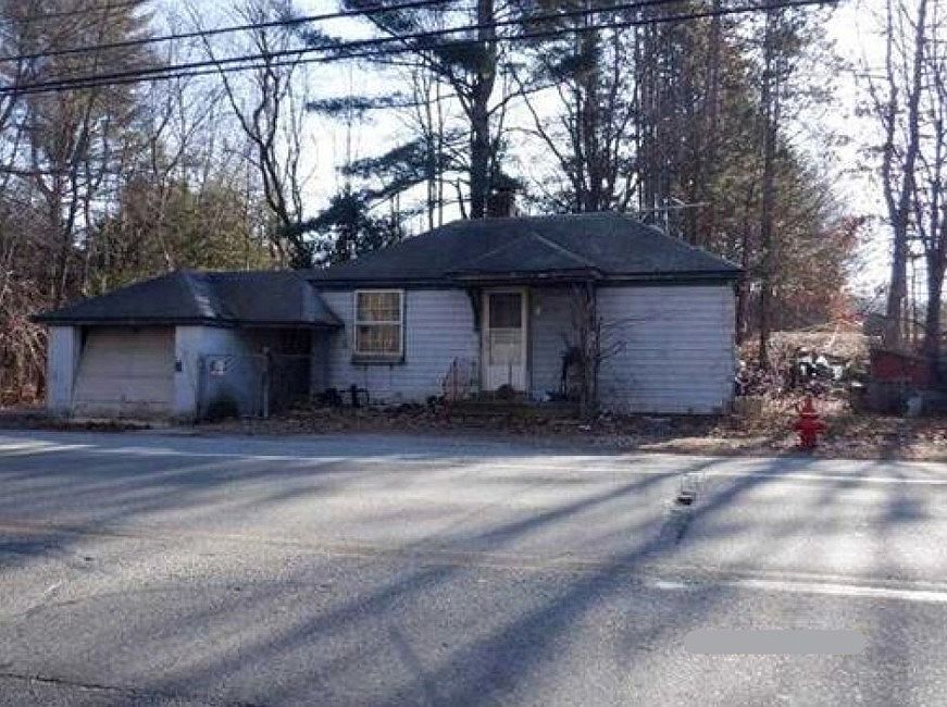 394 Douglas St, Uxbridge, MA 01569 Zillow