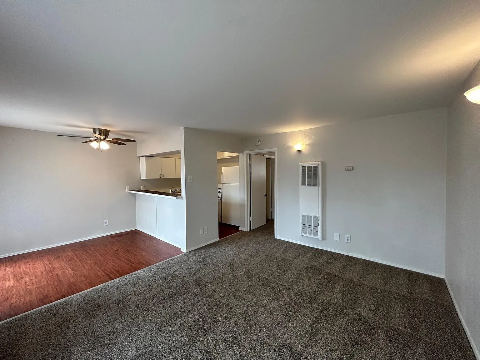 1 bed, 1.0 bath, $725 — Photo 2