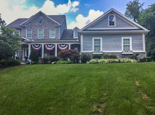 8300 Old Woods Ct, Springboro, OH