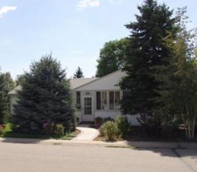 1225 Columbine Ct