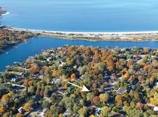 15 Whitney Rd, Sag Harbor, NY 11963