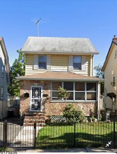 80 Warwick St, East Orange, NJ, 07017