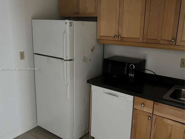 7901 Camino Cir #308 — Photo 12