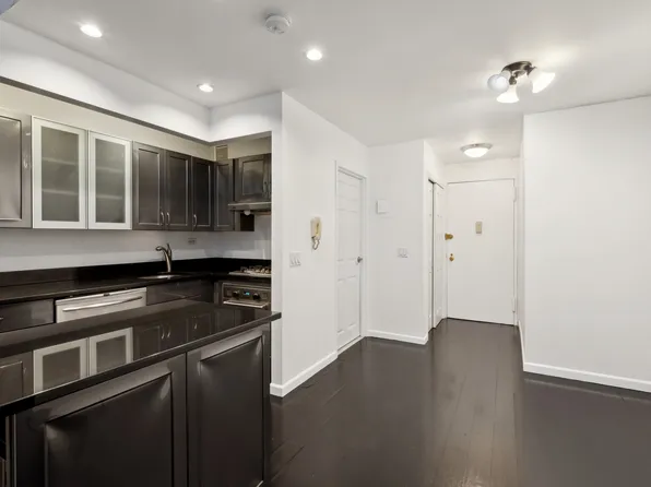 225 East 86th Street image 1 of 16