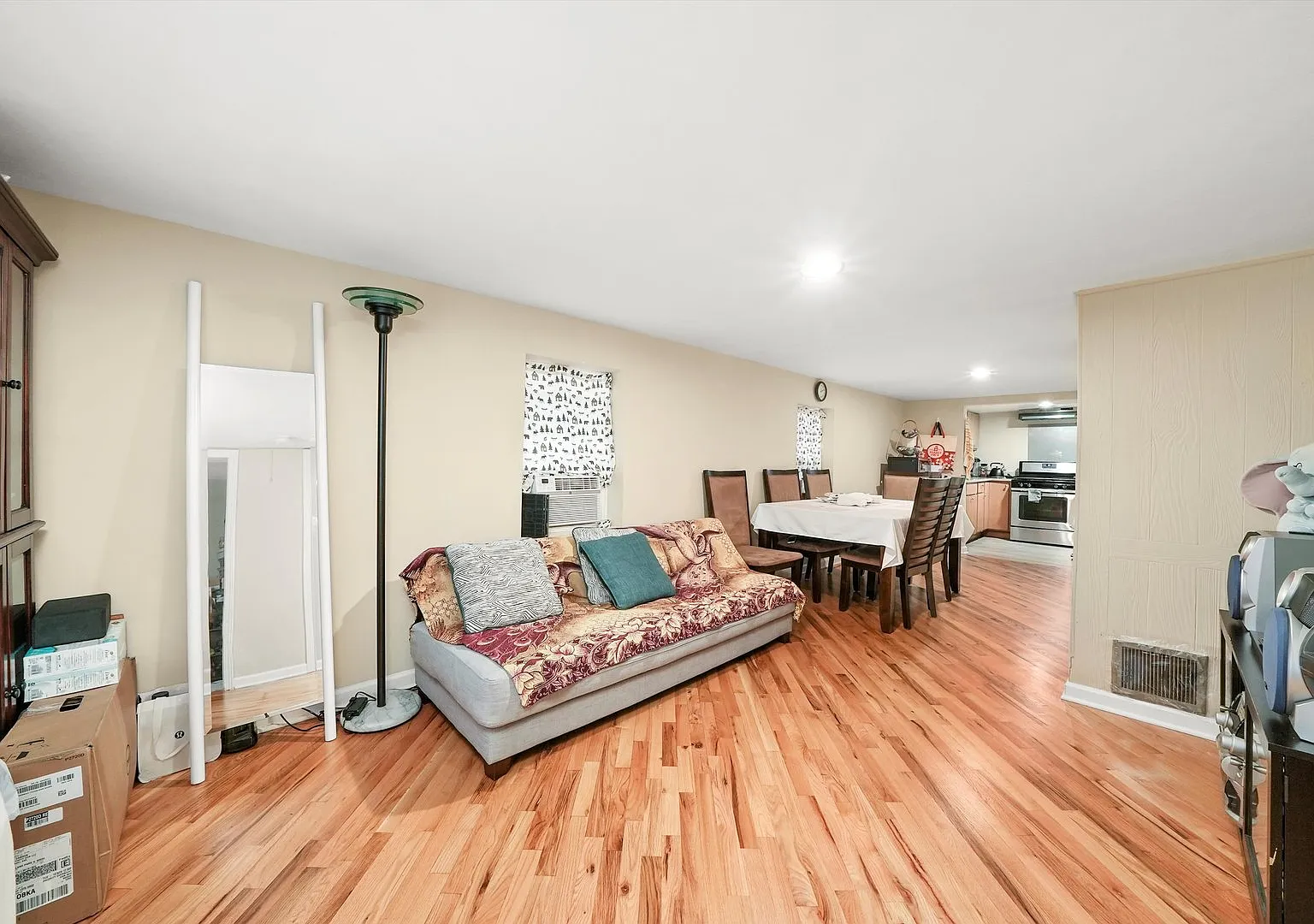 2 bed, $1,800 — Photo 4