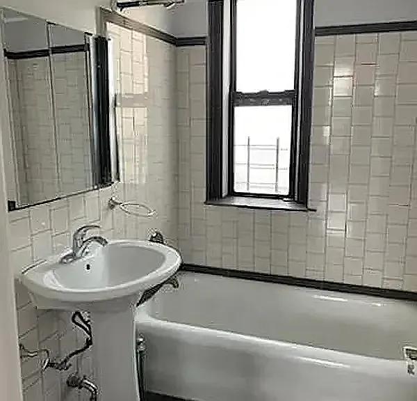 1845 Hobart Ave #2D — Photo 7