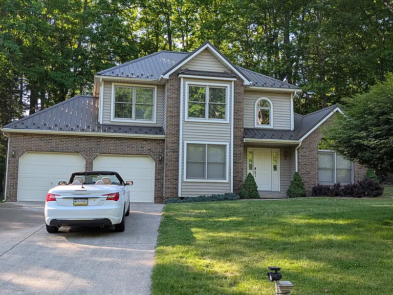 2633 Bay Rd — Photo 1